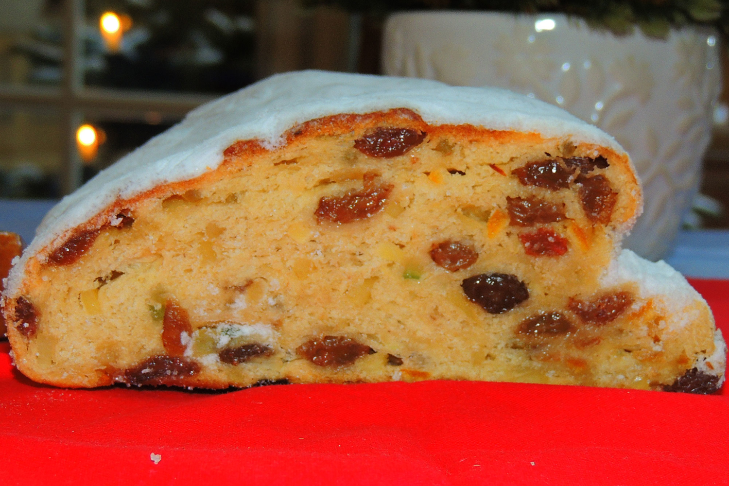 Saftiger Weihnachtsstollen